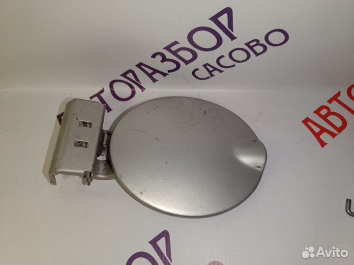 Лючок топливного бака Ваз Гранта седан 2013