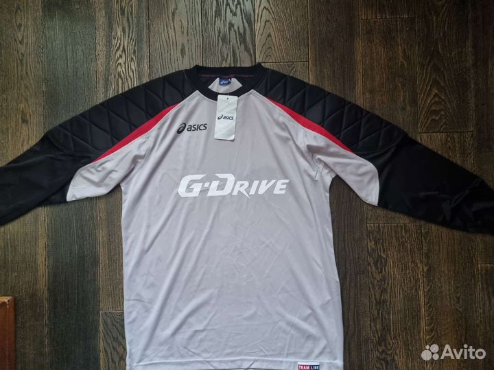 Футбольная форма вратаря Asics