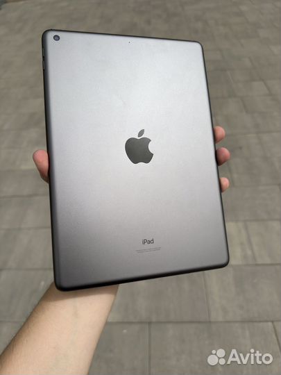 Планшет iPad 9 64Gb WI-Fi gray+чехол клавиатура