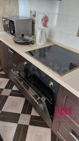 2-к. квартира, 58 м², 10/12 эт.