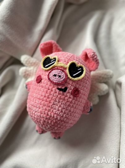 Вязаная игрушка Хрюша