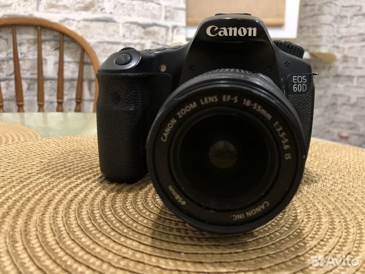 Зеркальный фотоаппарат canon 60d