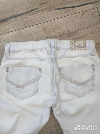 Джинсы stradivarius 34