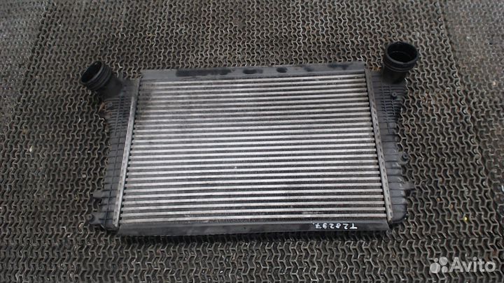 Радиатор интеркулера Volkswagen Passat 6, 2005
