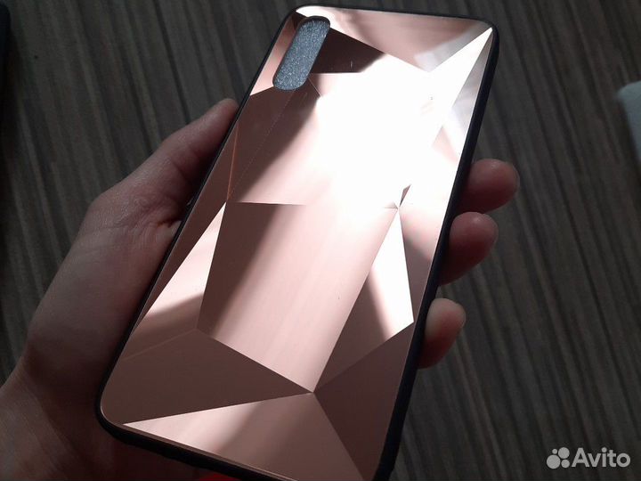 Чехлы на телефон, самсунг А70