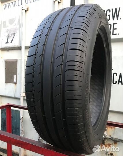 Michelin Latitude Sport 235/55 R19 99T