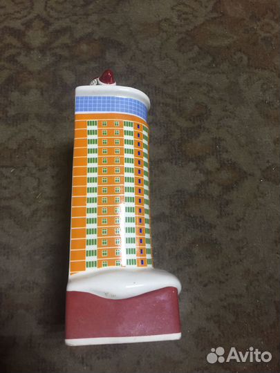 Статуэтка фарфор Дед Мороз на высотке 1970г