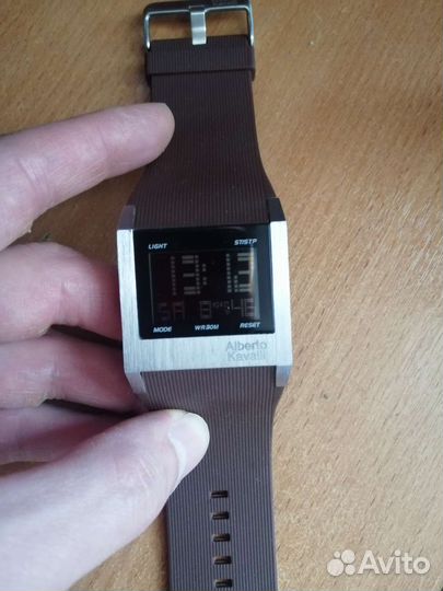 Часы sony smartwatch 3