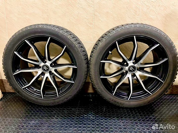 R18 Nokian Tyres Hakkapeliitta 9 235/45, PCD 5x114.3 DIA 60.1