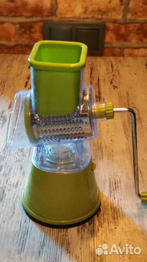 Комбайн 4 в 1. Овощерезка, терка и соковыжималка