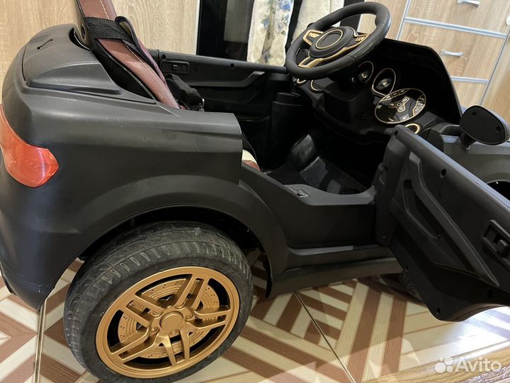 Детский электромобиль bmw