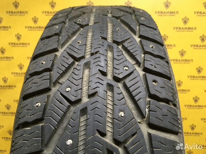 Kormoran Stud 2 205/60 R16 96H