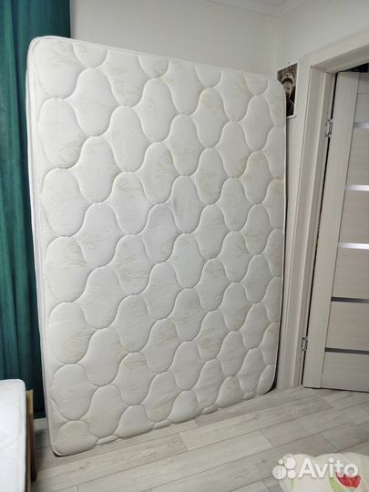 Матрас 140х200
