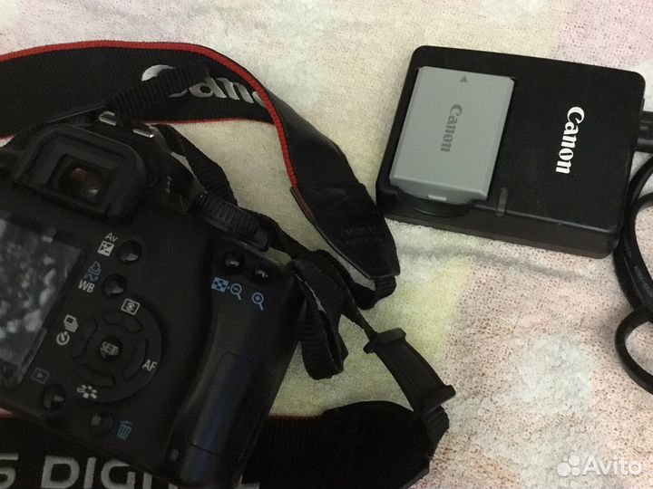 Зеркальный фотоаппарат canon 1000d