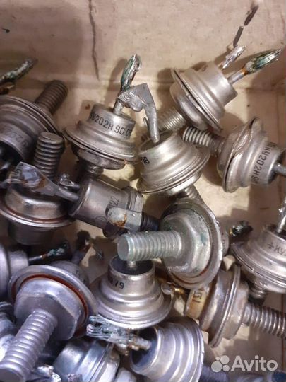 Тиристоры ку 201, ку202,ку203,ку208