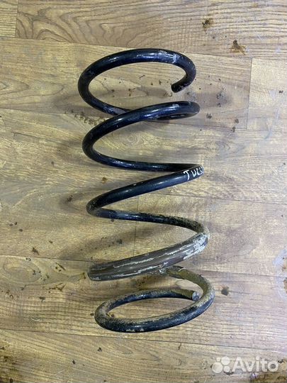 Пружина передняя Hyundai Tucson 1