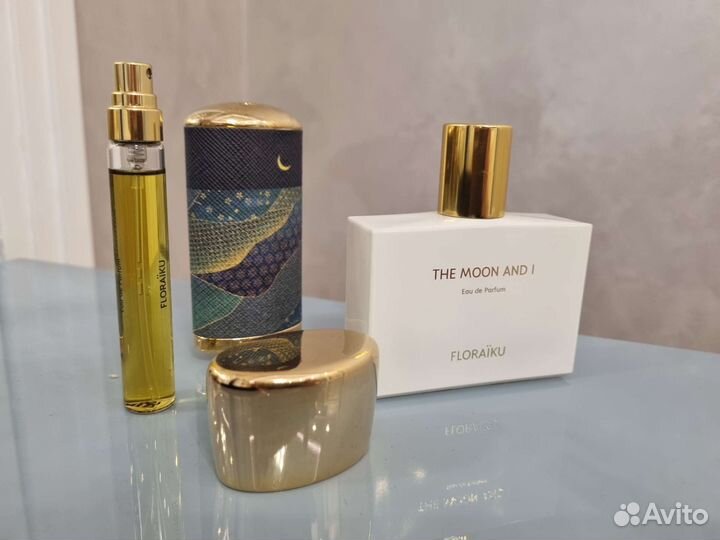 The Moon and I, Floraïku