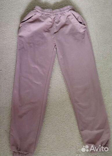 Спортивный костюм бежевый