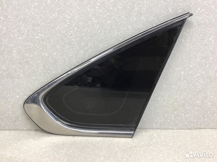 Стекло кузовное глухое правое Nissan Almera (G15)