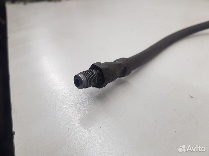 Шланг тормозной передний (Mercedes-Benz GLA-class)