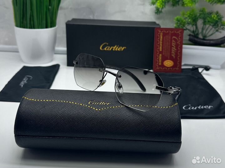 Солнцезащитные очки cartier