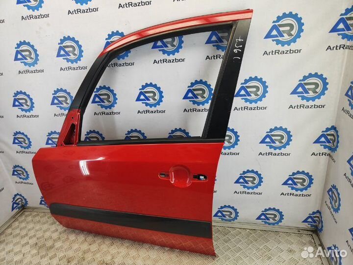 Дверь передняя левая Suzuki Sx4 1.6 M16A 106 Л.С