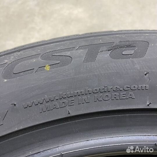 Kumho Ecsta PS71 215/55 R18 99V