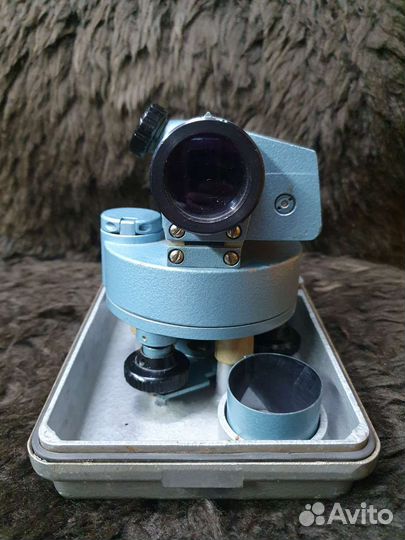 Нивелир СССР