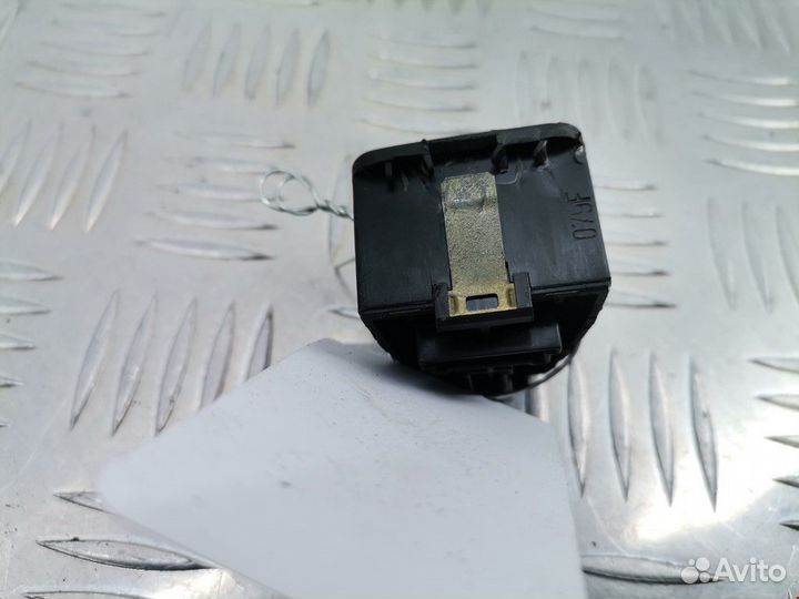 Кнопка (выключатель) BMW 3 E46 1999 61318373691