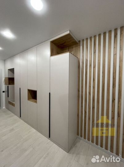 Встраиваемый шкаф