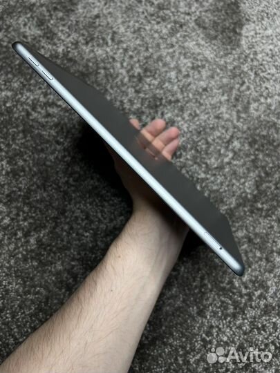 iPad 6 (2018) 128gb Wi-Fi + Cellular. Ростест