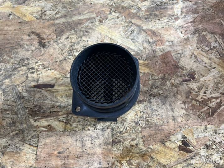 Датчик массового расхода воздуха Audi A4 Iv B8