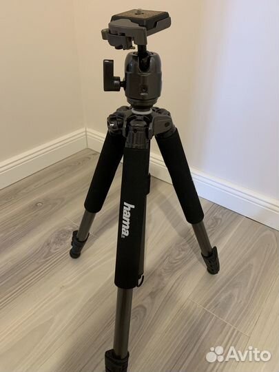 Штатив Hama Traveller Compact Pro