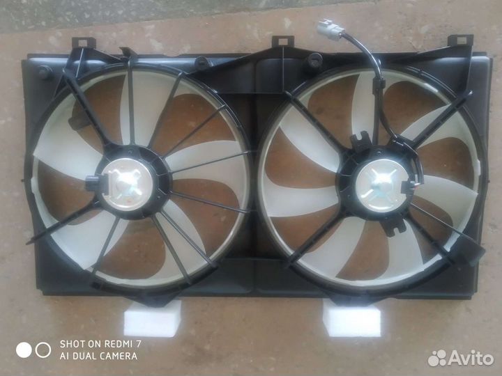 Диффузор радиатора Тойота Камри 40. 06-11 г.в