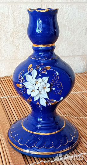 Фарфоровый подсвечник