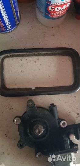 Моторчик стеклоподъёмника Mitsubishi Lancer 9