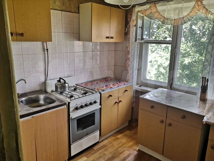 2-к. квартира, 45 м², 4/4 эт.