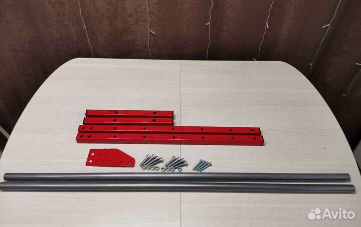 Кронштейн для хранения автомобильных колёс на стен