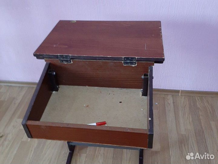 Парта для школьников