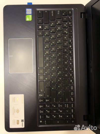 Ноутбук Asus VivoBook 15.6 i3 7020U 2.3 GHz