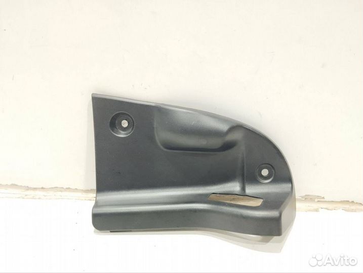 Ус под фонарь BMW 4 F32/F33/F36 рест. F33 2018