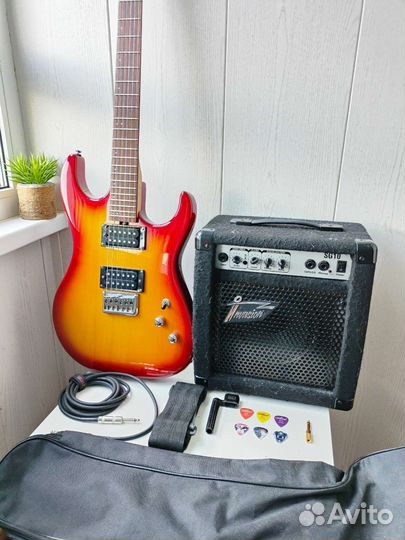 Электрогитара Oscar Schmidt +комб 10вт + к-кт