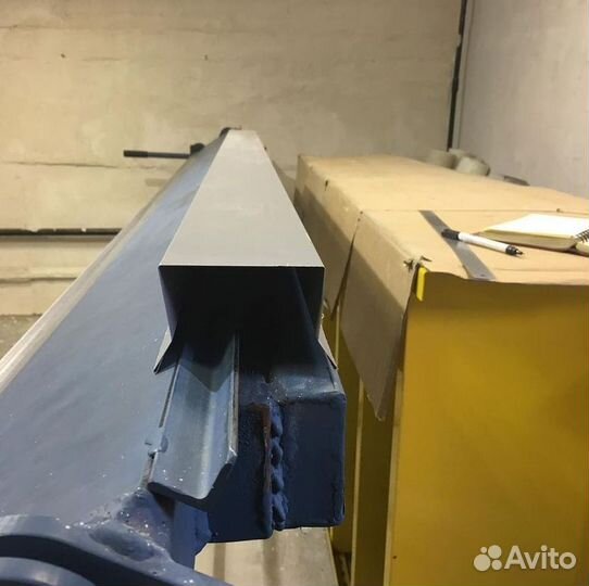 Парапет на забор