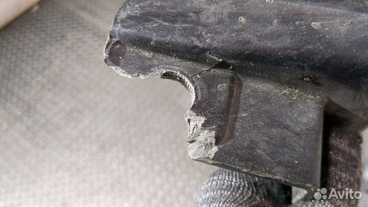 Рамка передняя Ford Explorer, 2016