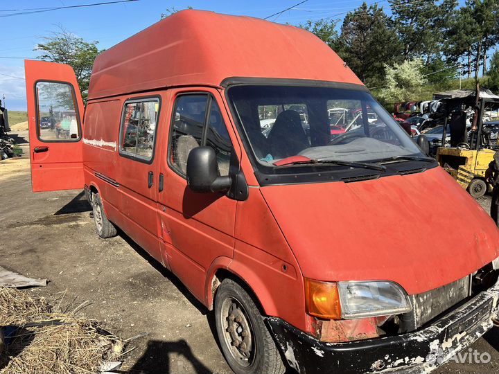 В разборке форд транзит 1995 год 2.5 турбо