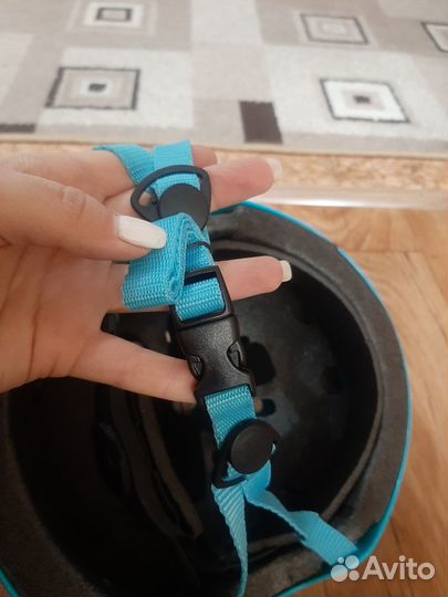 Продам детский защитный шлем для роликов