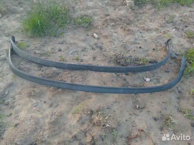 Губа переднего бампера Рено Флюенс