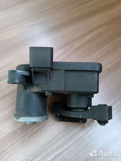 Сервопривод вихревых заслонок Mercedes-Benz