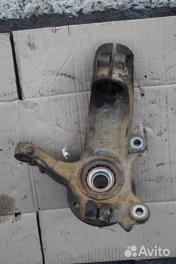 Ступица передняя левая Volvo XC60 рест. 2016