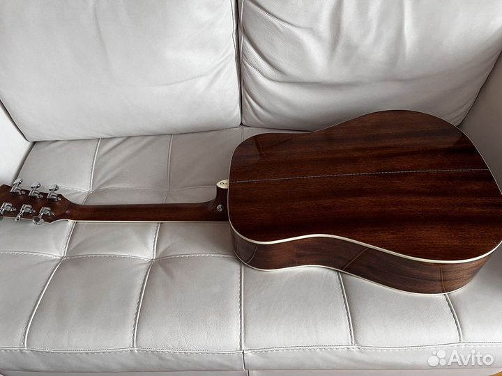 Акустическая гитара Parkwood P610